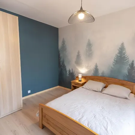 Aux Cerfs Des Vignes - Groupe