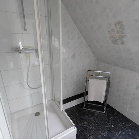 Aux Cerfs Des Vignes - Groupe