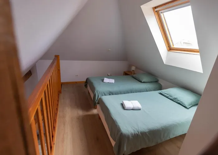 Aux Cerfs Des Vignes - Groupe * Scherwiller